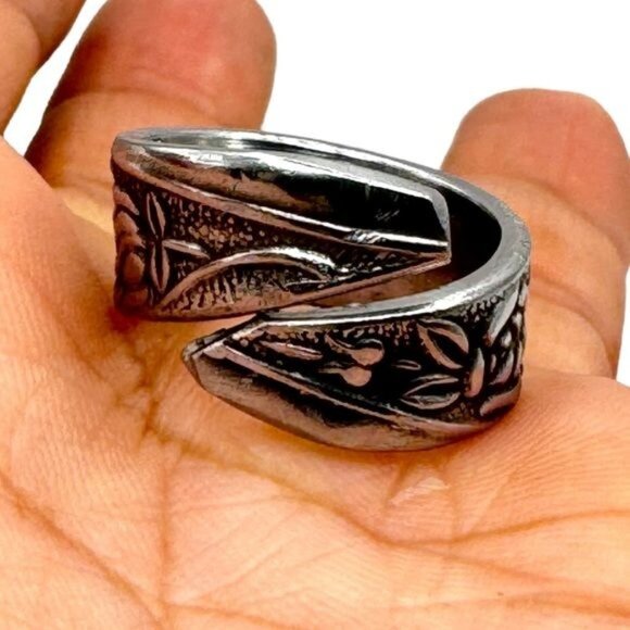 Artisan Floral Roses Ring Made of Japan National Stainless Steel Spoon Size 7 - Picture 4 of 17